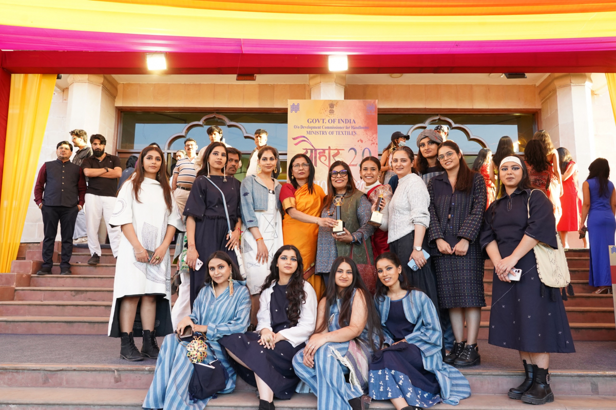 ARCH Wins ‘Best Styling Award’ at त्यौहार 2.0 – Exclusive Handloom Expo