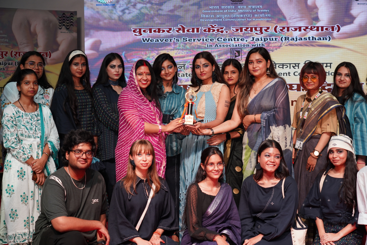 ARCH Students Win Award at National Handloom Day Fashion Show