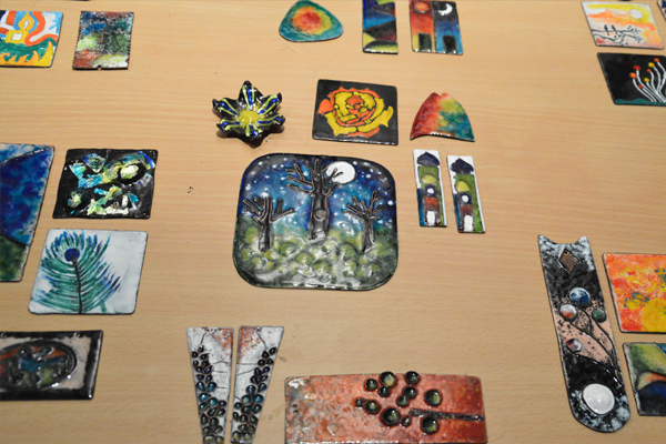 Workshop on Contemporary Enameling by International Artist Kana Lomror